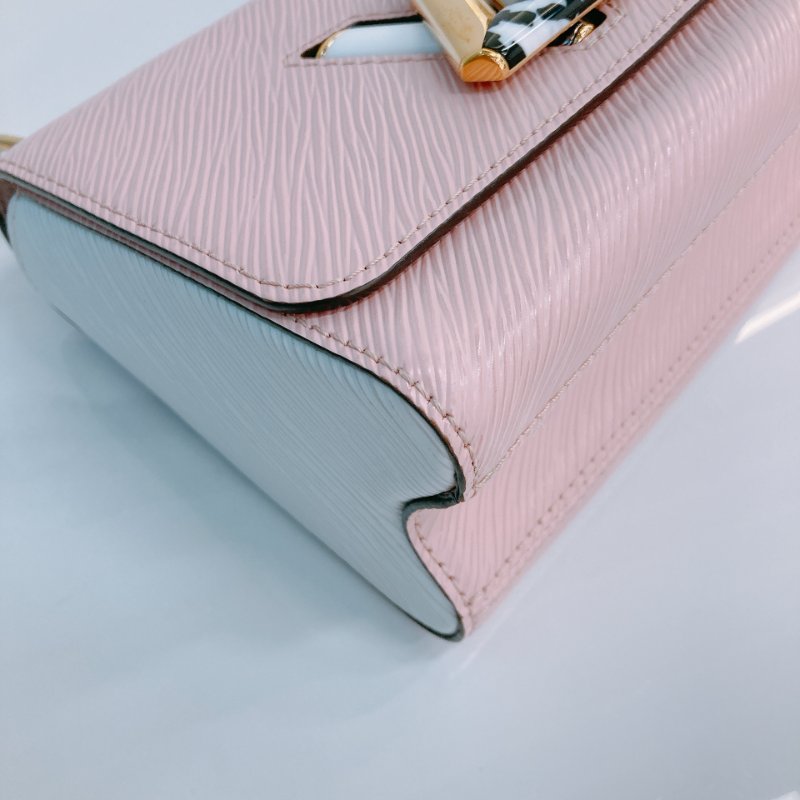 MS0598 Louis Vuitton 路易威登 扭扭包 小號 水波紋 樹皮紋 粉紅色 鴛鴦金扣 Twist PM Epi Pink and Stone x GHW-5
