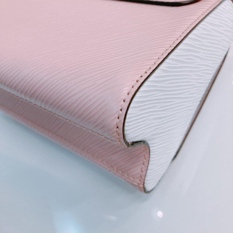 MS0598 Louis Vuitton 路易威登 扭扭包 小號 水波紋 樹皮紋 粉紅色 鴛鴦金扣 Twist PM Epi Pink and Stone x GHW-8