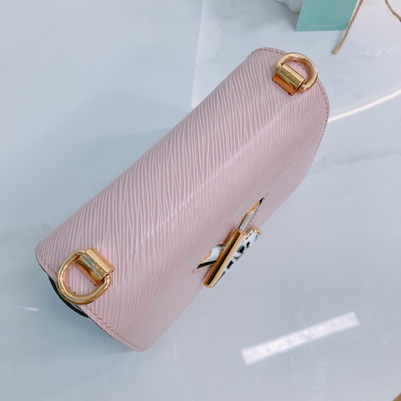 MS0598 Louis Vuitton 路易威登 扭扭包 小號 水波紋 樹皮紋 粉紅色 鴛鴦金扣 Twist PM Epi Pink and Stone x GHW-9