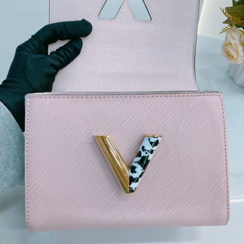 MS0598 Louis Vuitton 路易威登 扭扭包 小號 水波紋 樹皮紋 粉紅色 鴛鴦金扣 Twist PM Epi Pink and Stone x GHW-12