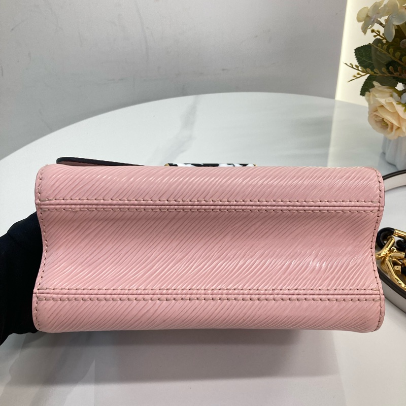 MS0598	Louis Vuitton 路易威登 扭扭包 小號 水波紋 樹皮紋 粉紅色 鴛鴦金扣 Twist PM Epi Pink and Stone x GHW-29
