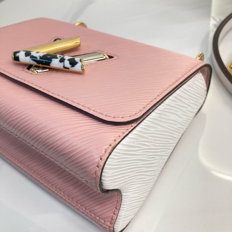 MS0598	Louis Vuitton 路易威登 扭扭包 小號 水波紋 樹皮紋 粉紅色 鴛鴦金扣 Twist PM Epi Pink and Stone x GHW-31