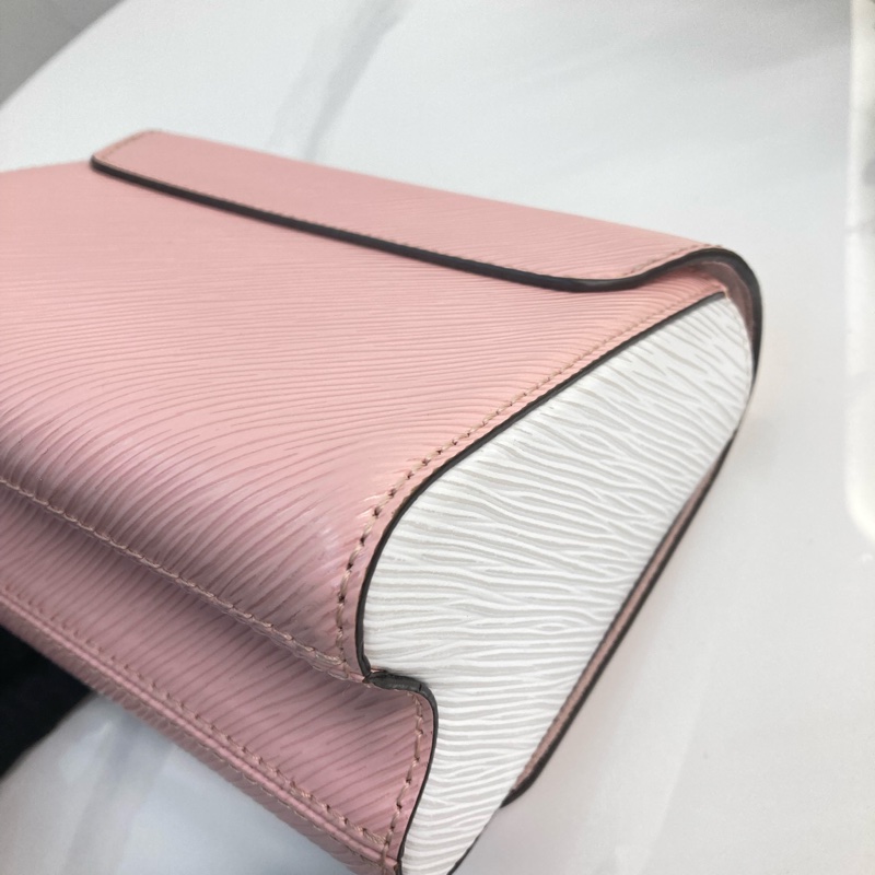 MS0598	Louis Vuitton 路易威登 扭扭包 小號 水波紋 樹皮紋 粉紅色 鴛鴦金扣 Twist PM Epi Pink and Stone x GHW-33