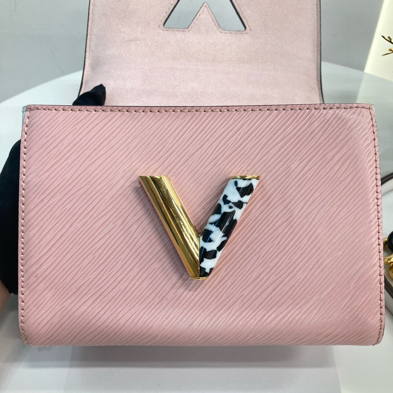 MS0598	Louis Vuitton 路易威登 扭扭包 小號 水波紋 樹皮紋 粉紅色 鴛鴦金扣 Twist PM Epi Pink and Stone x GHW-41