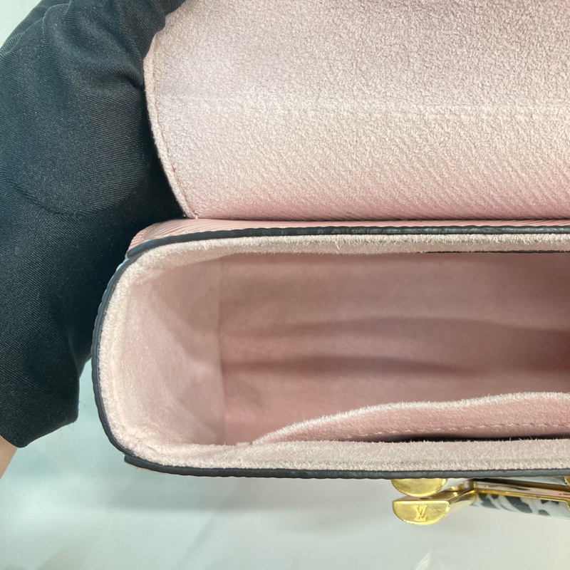 MS0598	Louis Vuitton 路易威登 扭扭包 小號 水波紋 樹皮紋 粉紅色 鴛鴦金扣 Twist PM Epi Pink and Stone x GHW-43