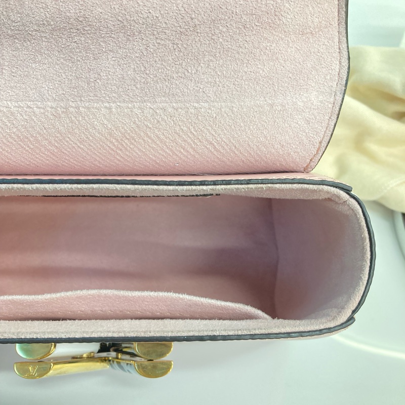 MS0598	Louis Vuitton 路易威登 扭扭包 小號 水波紋 樹皮紋 粉紅色 鴛鴦金扣 Twist PM Epi Pink and Stone x GHW-45