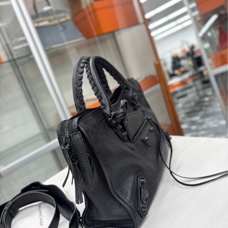 【99新】 Balenciaga 全黑山羊皮小號機車 手提包-2