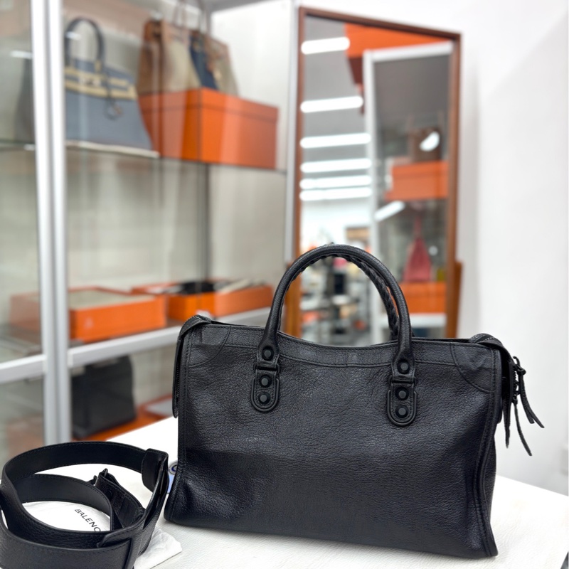 【99新】 Balenciaga 全黑山羊皮小號機車 手提包-3