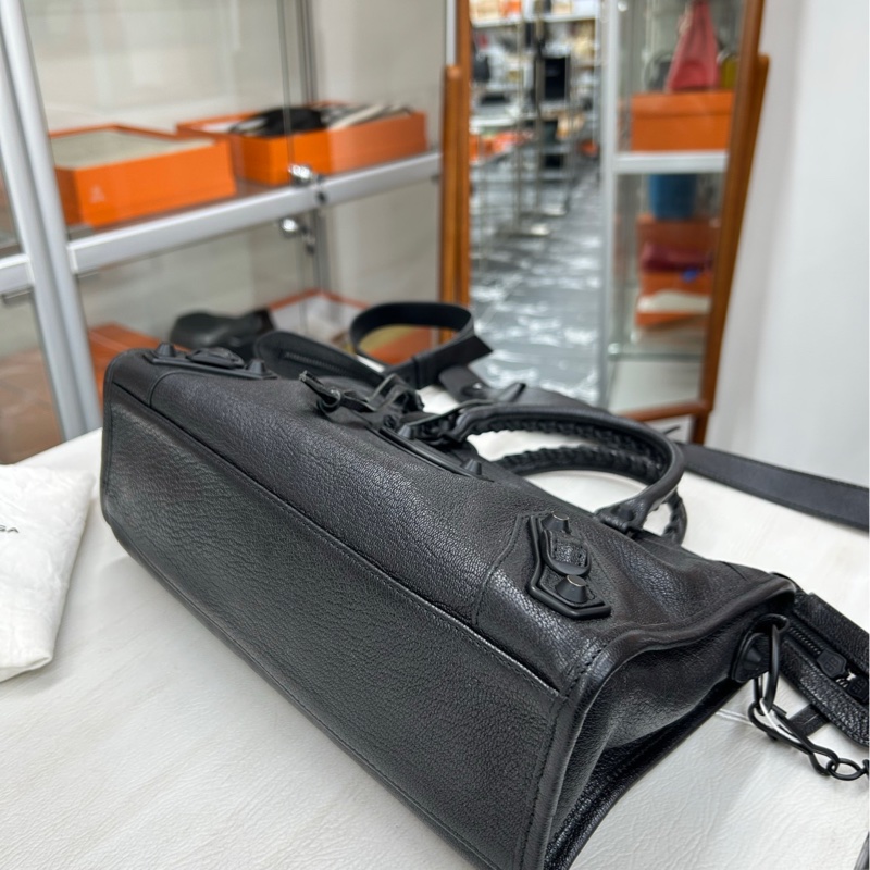 【99新】 Balenciaga 全黑山羊皮小號機車 手提包-5