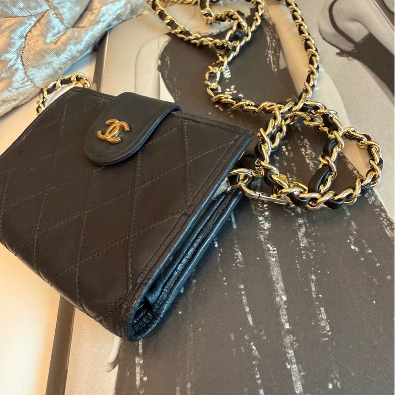 香奈兒 黑色 皮革包 銀包 /中古 vintage Chanel黑色 皮革中夾 皮夾 錢包 短夾二手包 小包 古董-2