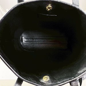 *奢華大道國際精品*【Y102】YSL黑色麂皮LOGO壓紋釦式直立式二用包-6