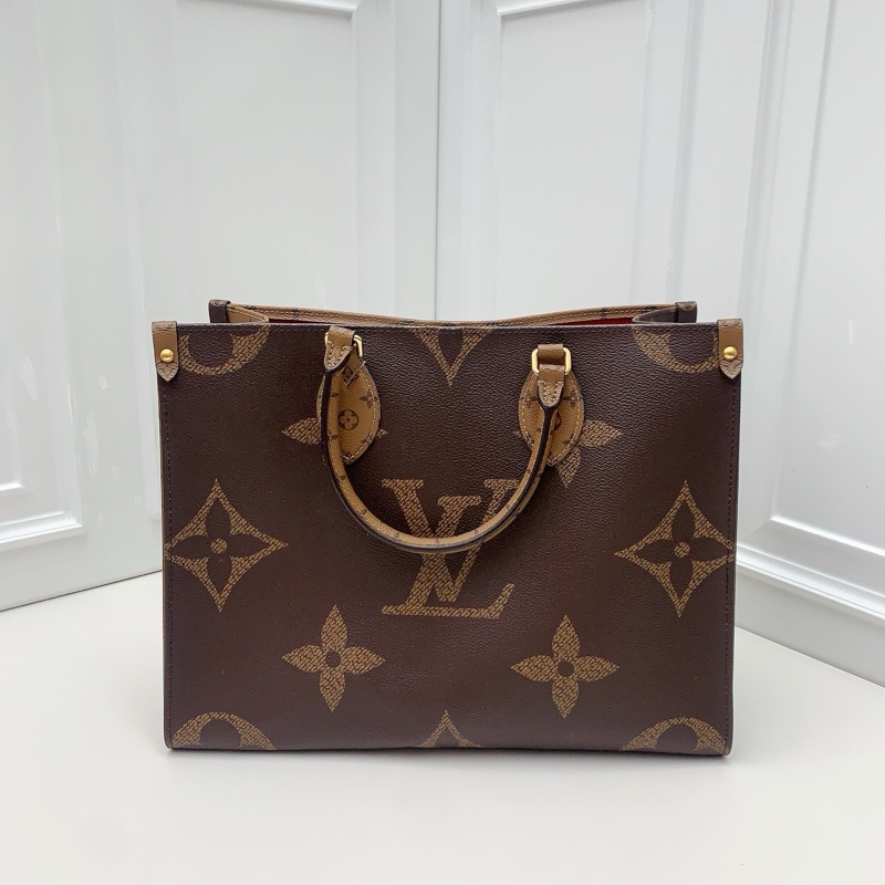 LV路易威登 OnTheGo經典老花中號托特包-1