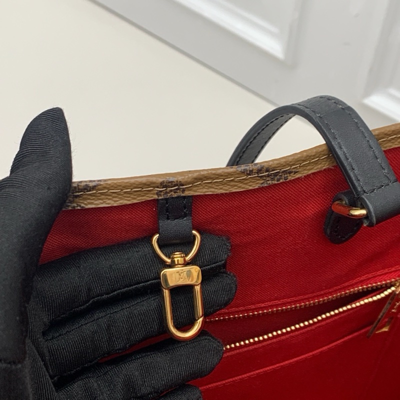 LV路易威登 OnTheGo經典老花中號托特包-7