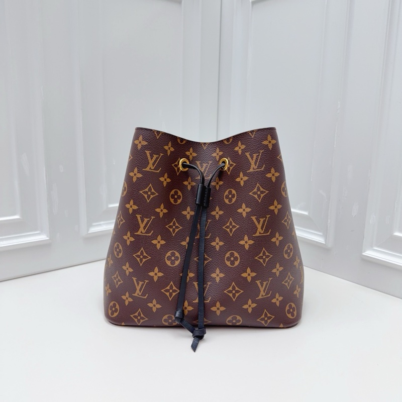 LV 路易威登經典老花黑水桶包neonoe-1