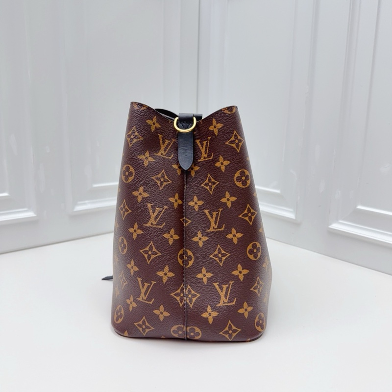 LV 路易威登經典老花黑水桶包neonoe-3