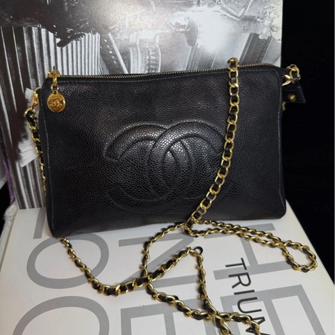 香奈兒 中古包 Chanel 黑金 魚子醬 皮革包 側背包 斜背包 二手古董包 黑色  小包 古董 中古二手Chanel黑色魚子醬皮革側背包斜背包 皮革包 單肩包 古董