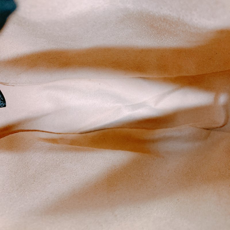 MS0600 Gucci 古馳 圓餅 斜背 牛皮 斜紋 軍藍色 螺絲紋銀扣 GG Marmont Round Bag Mini Calfskin Navy and White x PHW-11