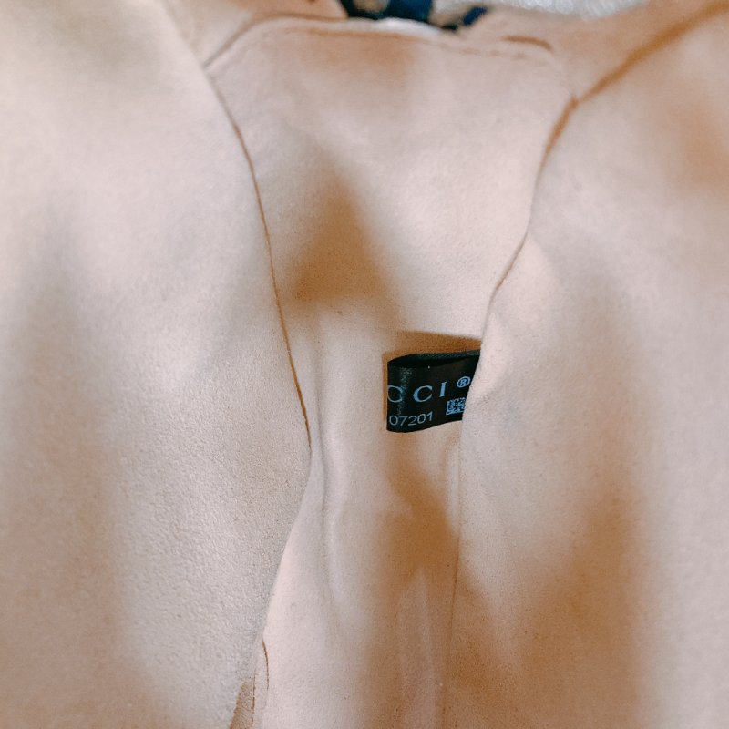 MS0600 Gucci 古馳 圓餅 斜背 牛皮 斜紋 軍藍色 螺絲紋銀扣 GG Marmont Round Bag Mini Calfskin Navy and White x PHW-14