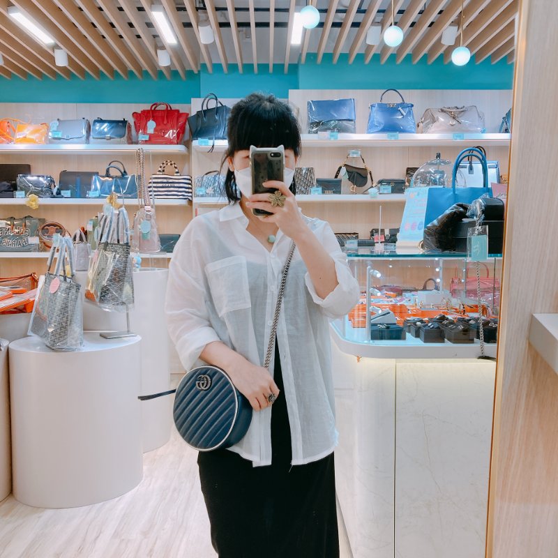 MS0600 Gucci 古馳 圓餅 斜背 牛皮 斜紋 軍藍色 螺絲紋銀扣 GG Marmont Round Bag Mini Calfskin Navy and White x PHW-15