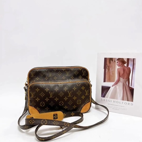 【狀況超好❗️全網最低價】LV雙層竪版相機包|記者包|男女包 單肩款｜橫版｜經典雙層設計