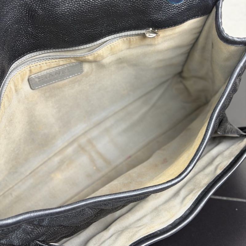 Chanel 香奈兒 黑銀荔枝牛皮CF機場包 18開 尺寸30×6×20-7