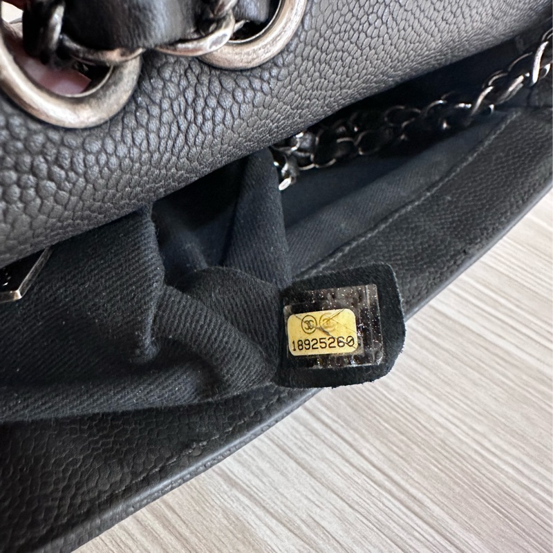 CHANEL經典仿舊銀鏈帶肩背菱格翻蓋包-10