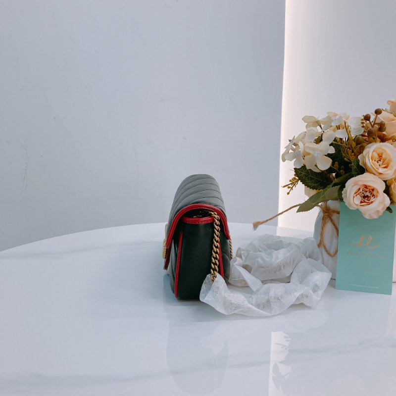 MS0601 Gucci 古馳 經典 斜紋 超迷你 斜背包 可綁結鏈條 牛皮 黑色 紅邊 金扣 GG Marmont Super Mini Calfskin Black and Red x GHW-3