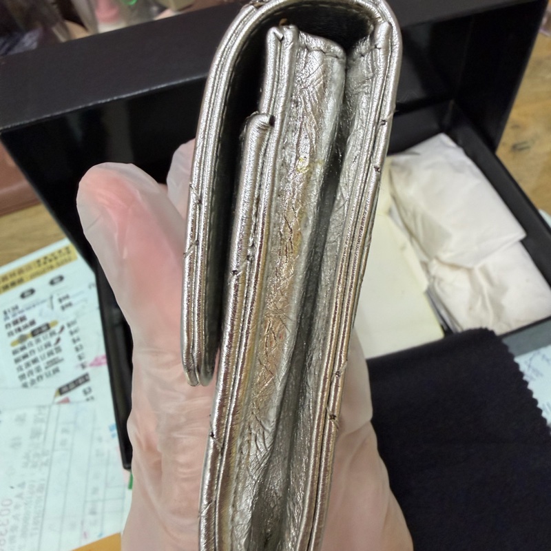 香奈兒銀色中夾-2