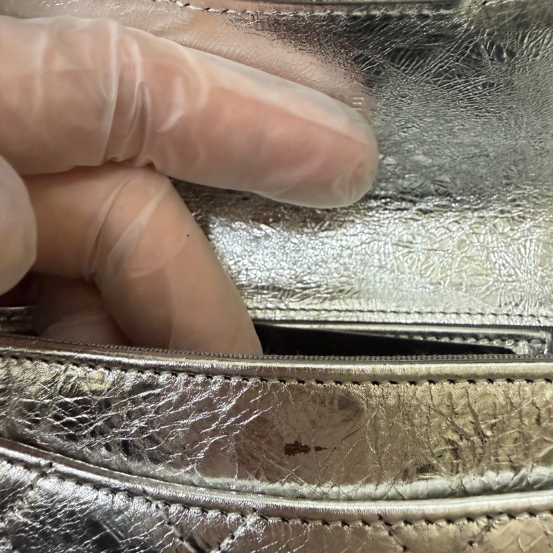 香奈兒銀色中夾-10