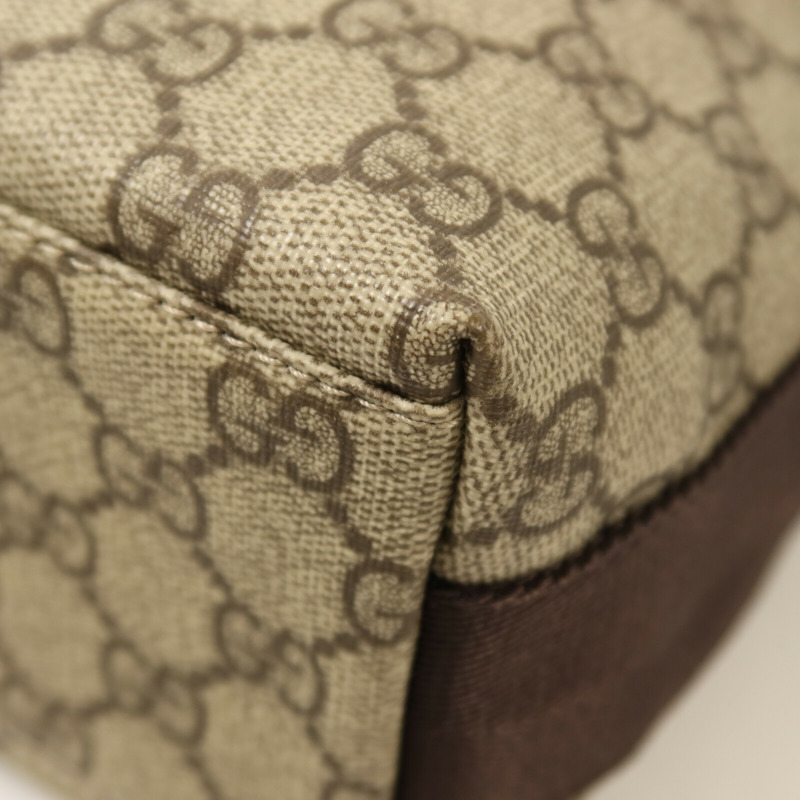 GUCCI 塗層帆布GG Supreme銀扣肩背袋-13