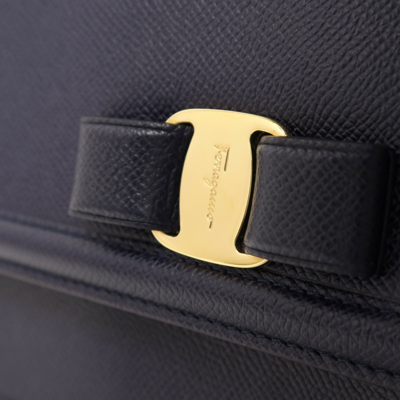 Salvatore Ferragamo 牛皮皮革Vara Bow金扣鏈帶肩背袋-8