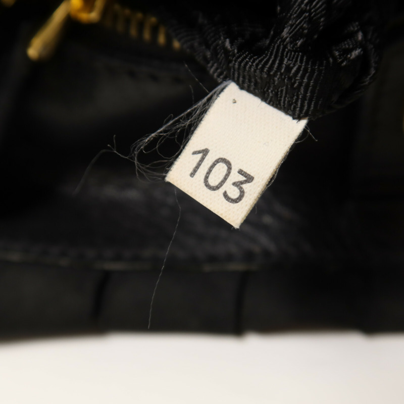 PRADA 尼龍Hobo Bag金扣手挽袋-6