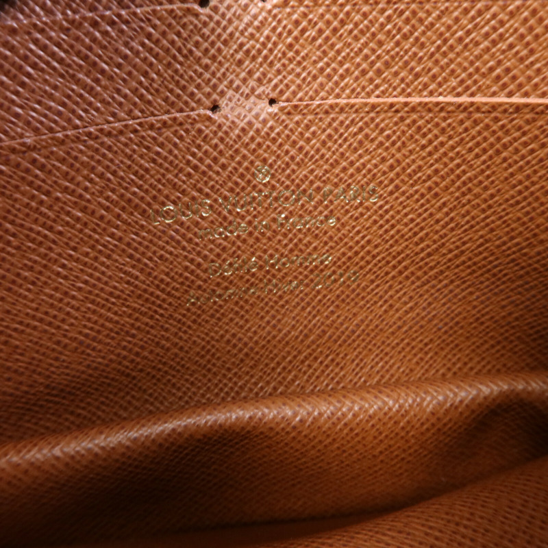 LOUIS VUITTON MonogramS Lock Belt Pouch PM金扣腰包-5