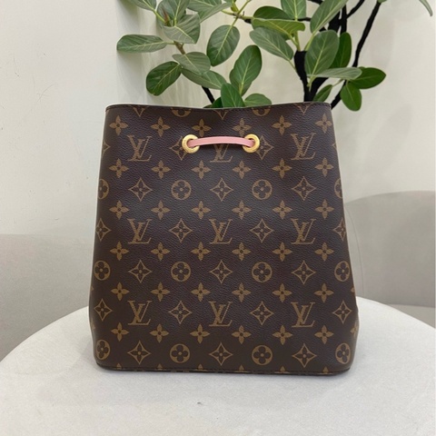 99新LV neonoe MM 老花粉色水桶包