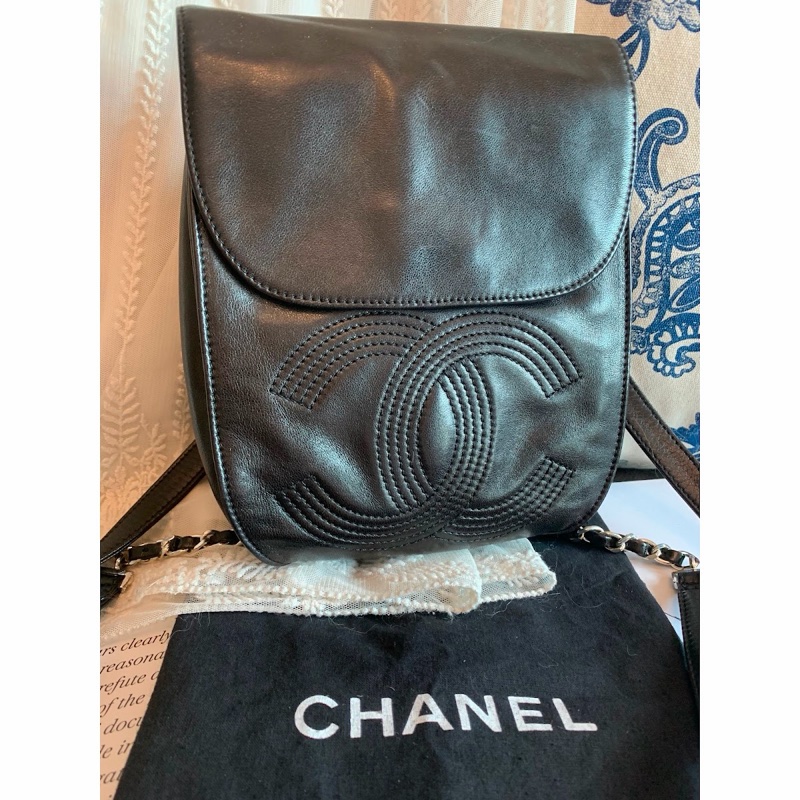 香奈兒 中古包 Chanel 黑銀 皮革包 黑色後背包 雙肩包 背包 二手古董包 黑色 小包 古董 中古二手Chanel backpack 黑色皮革 古董-9