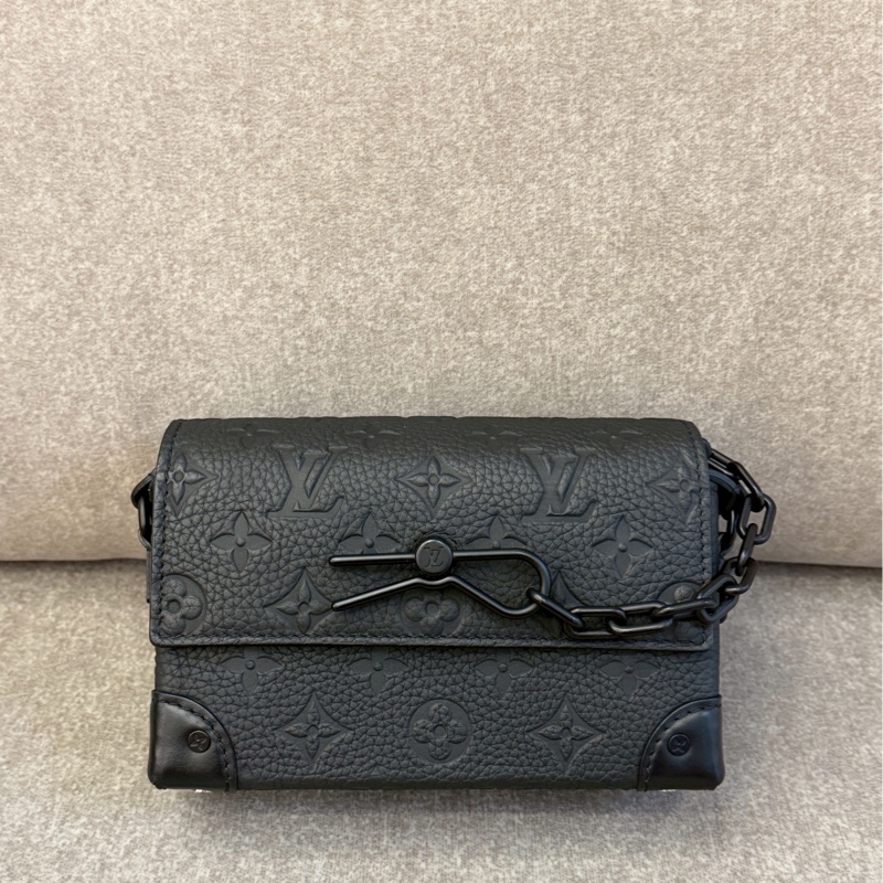 LV steamer黑壓紋-0