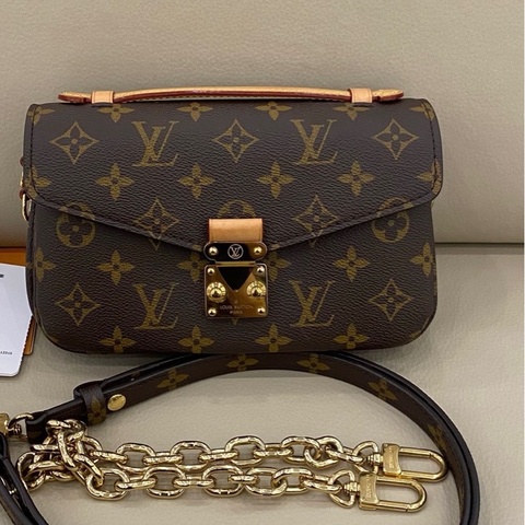 LV 橫版小郵差，芯片款，99新