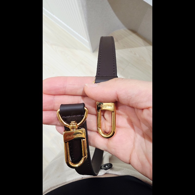 Louis Vuitton LV N41674 Brittany 棋盤格紋皮革鎖組兩用包 -16