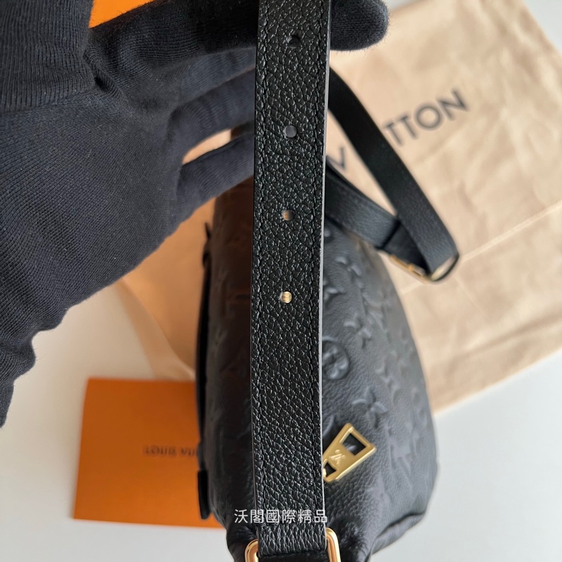 LV黑色印花腰包男女同款 M44812-4