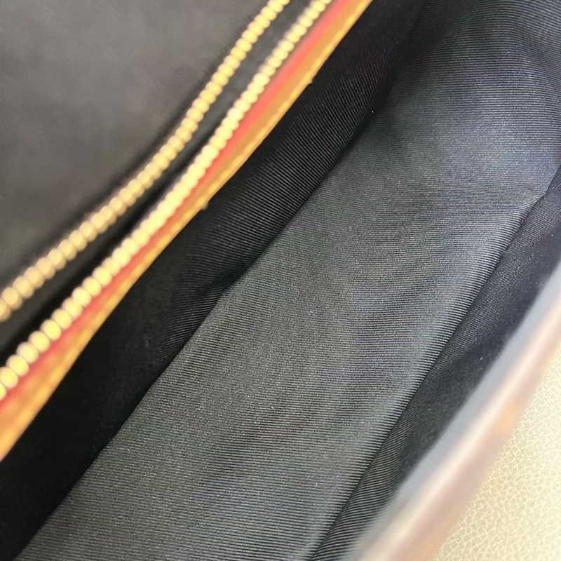 99新LV diane 法棍包黑色肩帶,芯片款-5