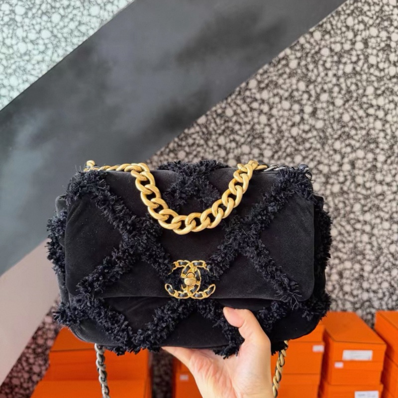 Chanel 19bag 小號絲絨款黑金-0