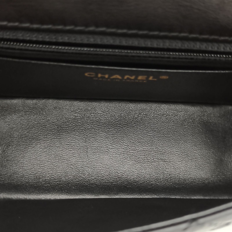 CHANEL 2.55口蓋包迷你20cm黑色牛皮30開金扣-5