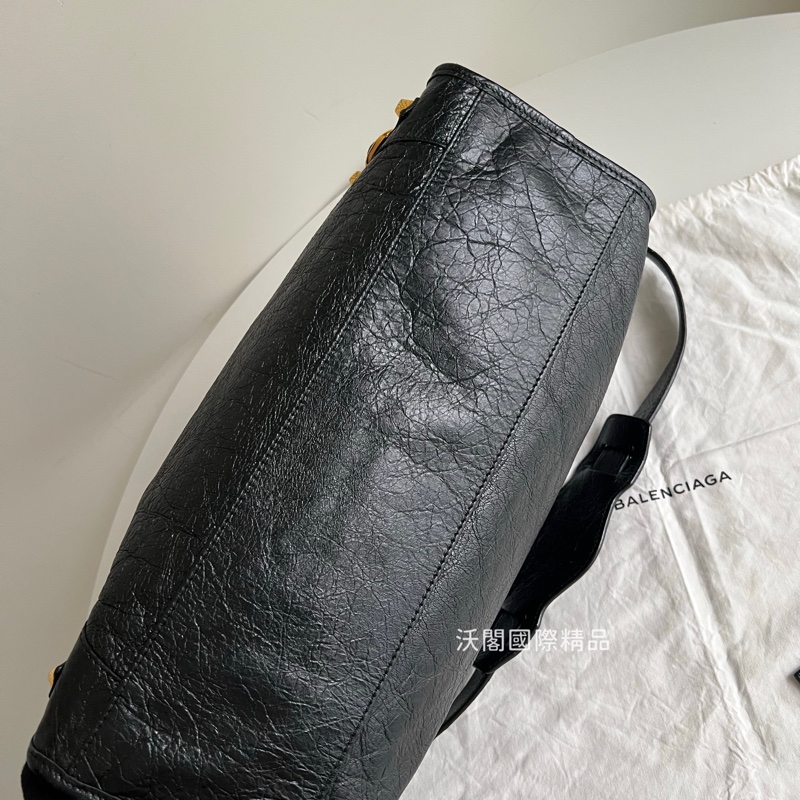 Balenciaga City中號 黑金機車包-4
