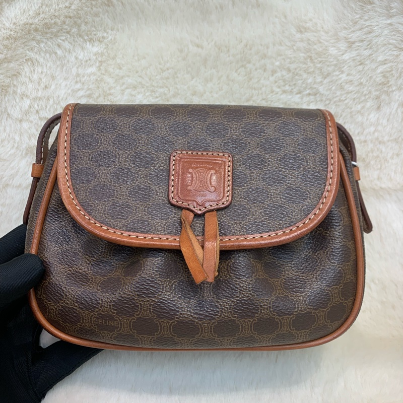 Celine 賽琳 老花 啡色 斜背包 （XB599)-0