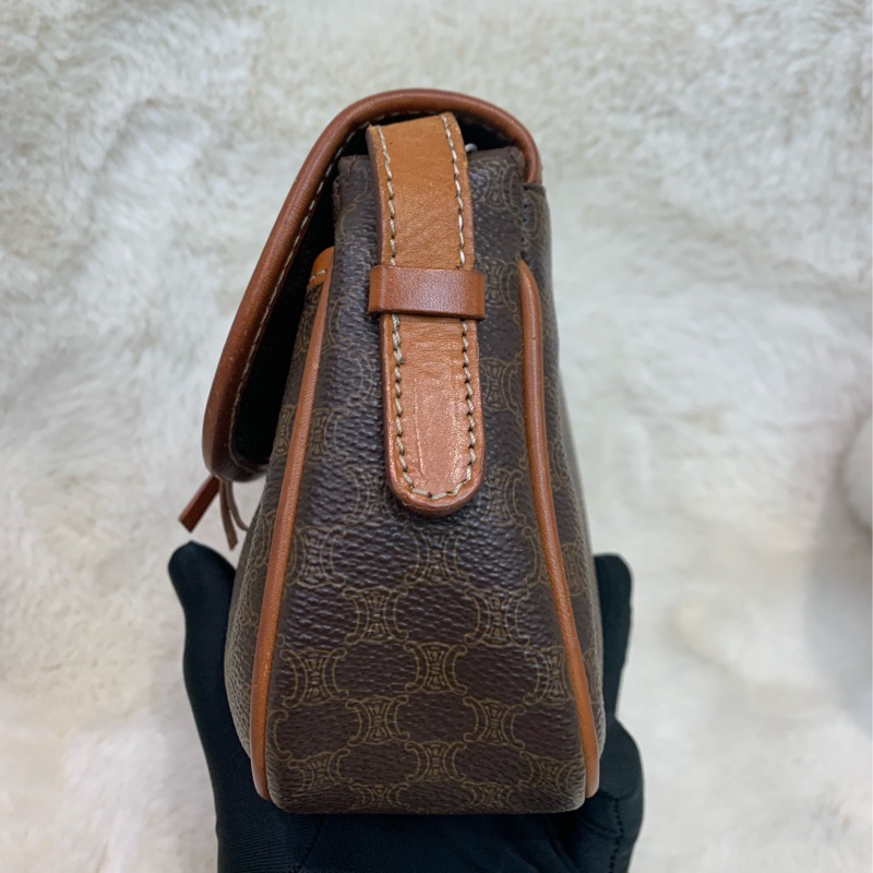 Celine 賽琳 老花 啡色 斜背包 （XB599)-1