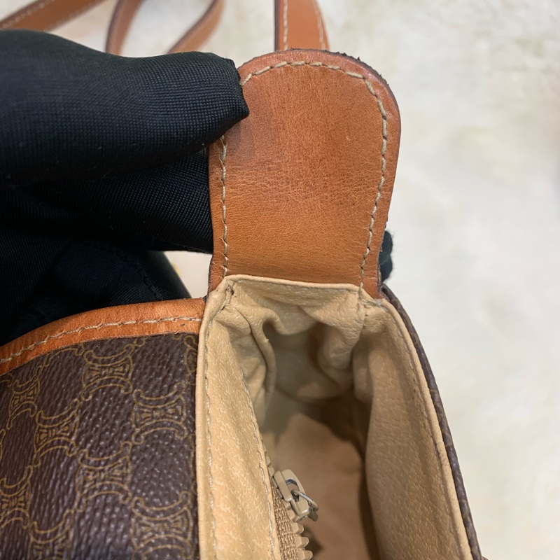 Celine 賽琳 老花 啡色 斜背包 （XB599)-19