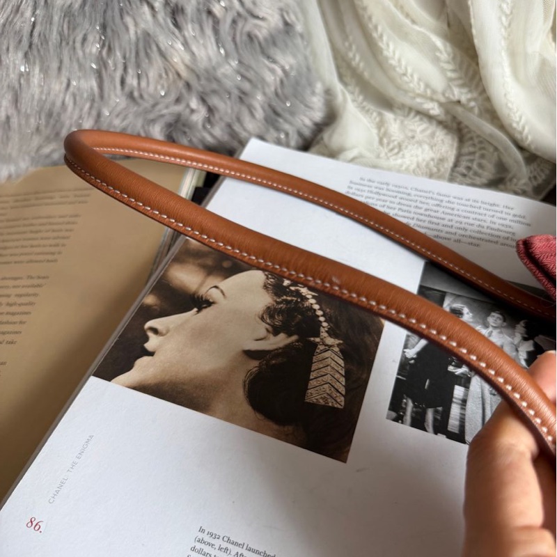 愛馬仕 斜背包 酒紅色帆布包Hermès Aline Grooming Bag-17