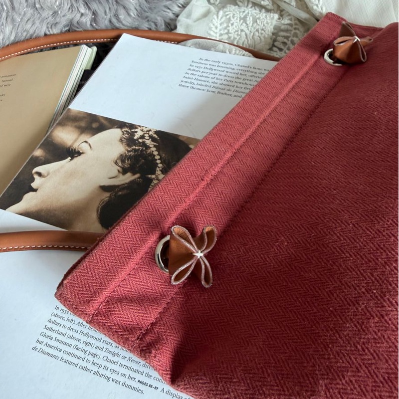 愛馬仕 斜背包 酒紅色帆布包Hermès Aline Grooming Bag-20