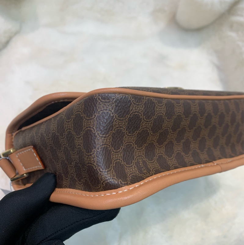 Celine 賽琳 地球黃金扣 啡色 老花斜背包 (XA374)已換皮-5