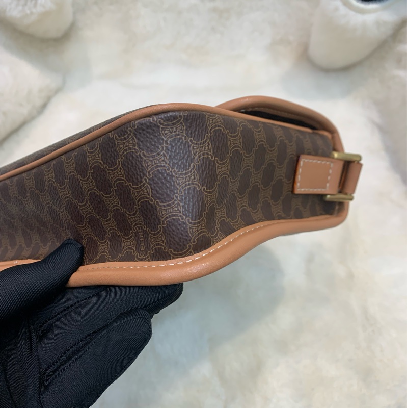 Celine 賽琳 地球黃金扣 啡色 老花斜背包 (XA374)已換皮-6